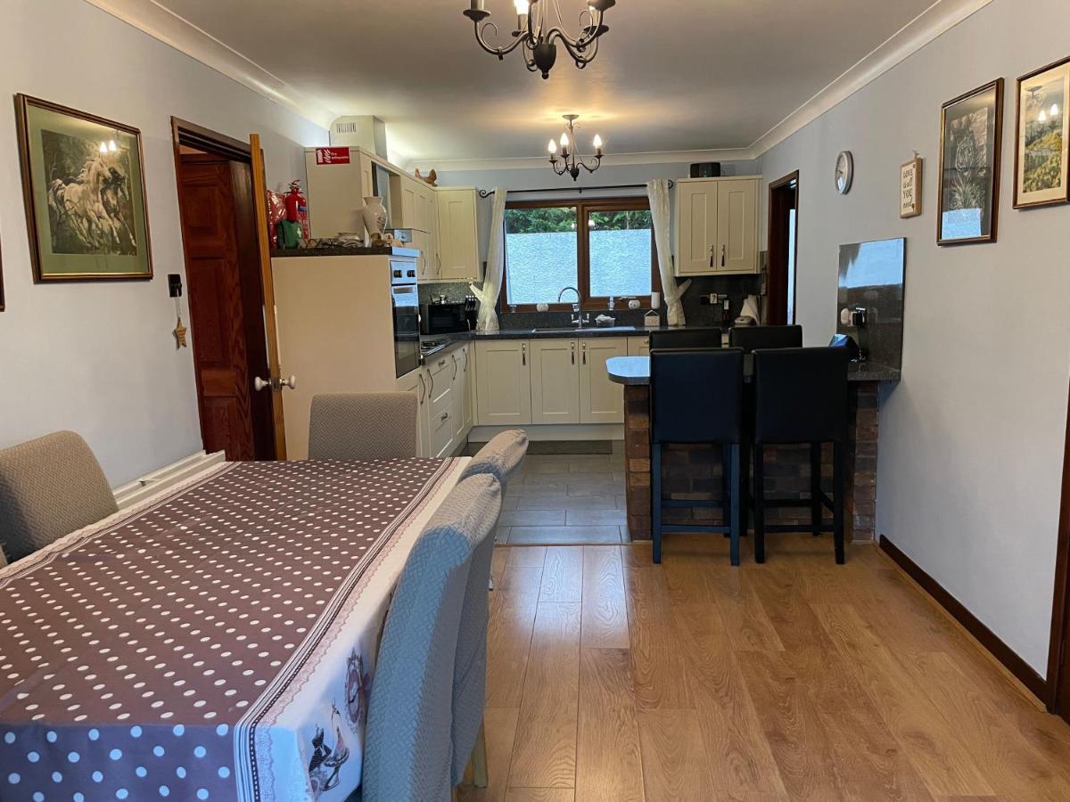 Dyffryn Taf - Spacious 3 Bedroom Bungalow Close To Amenities St Clears Luaran gambar